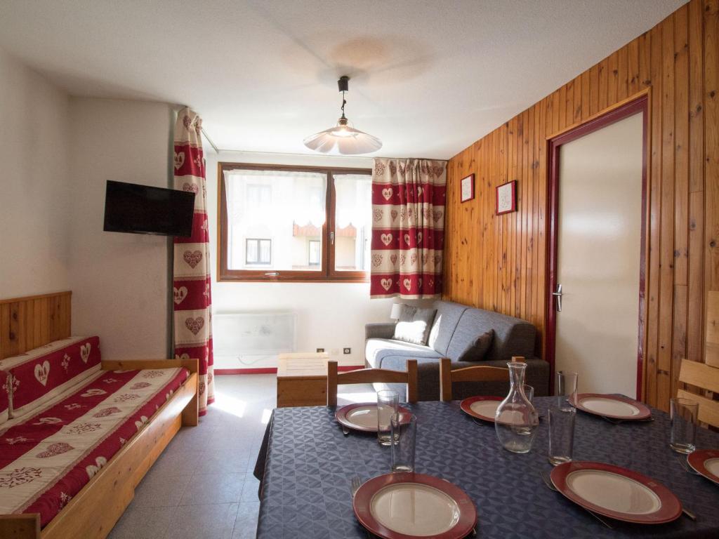 Appartement Lanslebourg-Mont-Cenis, 3 pièces, 7 personnes - FR-1-508-98 photo 1