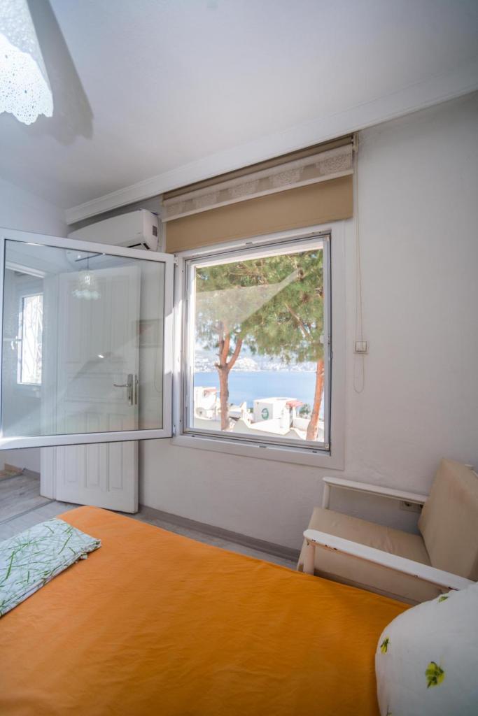 Luxury Villa with Private Beach, Amazing View, Garden and Terrace photo 1