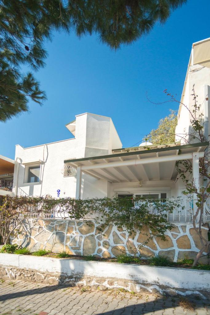 Luxury Villa with Private Beach, Amazing View, Garden and Terrace photo 3