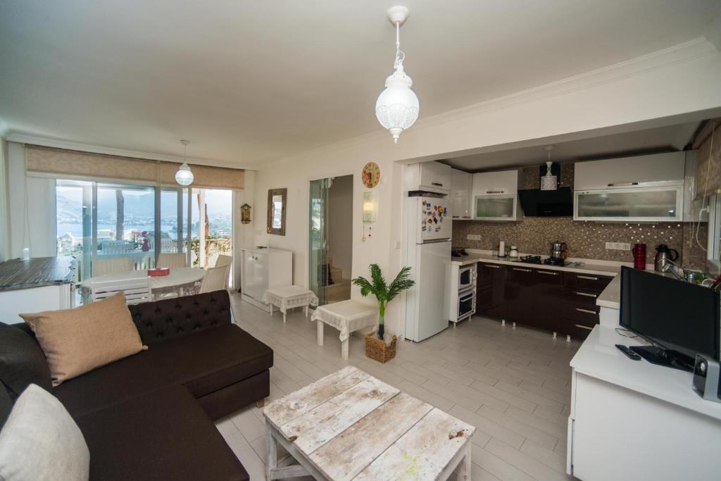Luxury Villa with Private Beach, Amazing View, Garden and Terrace photo 4