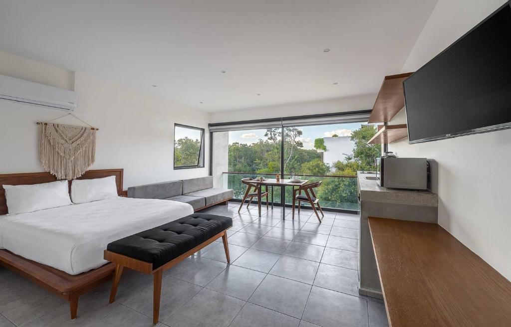Spacious Loft With Amazing Rooftop Pool Unbeatab