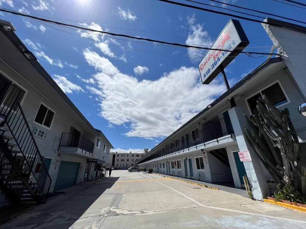 Goldstar Inn image