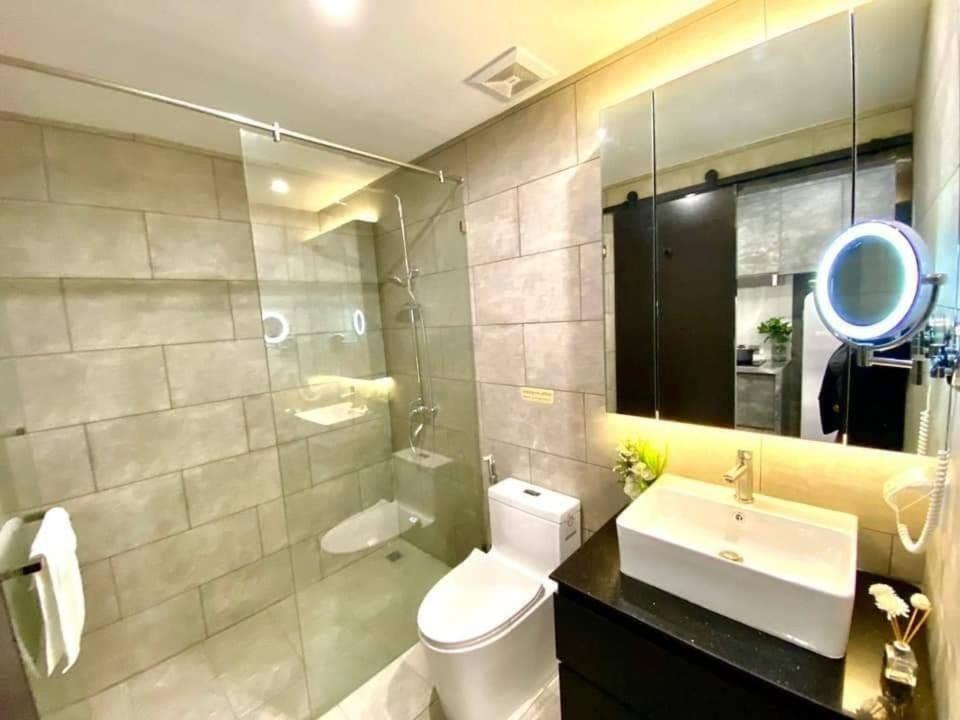21B No.1 Best Location In Phnom Penh Capital, Swimming Pool & Gyms photo 4
