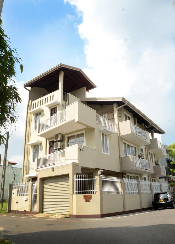 Square One CONDO - Kelaniya photo 3