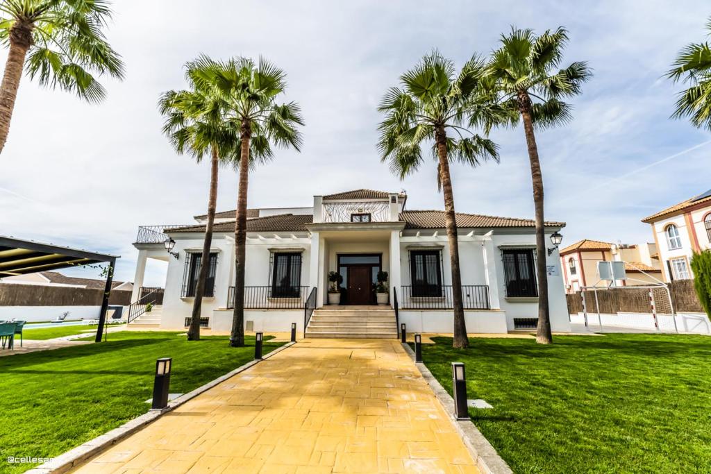 Villa Burguillos photo 1