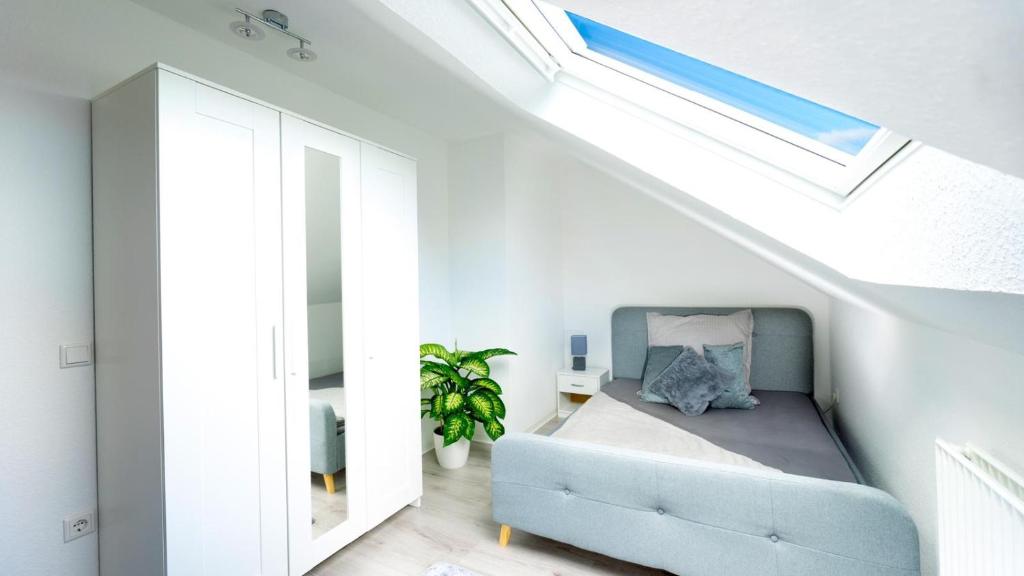 2,5-Zimmer inkl Arbeitsplatz, WLAN & free Netflix, Amazon-Free Parken vollausgestattete Wohnung, 24h Check In photo 4