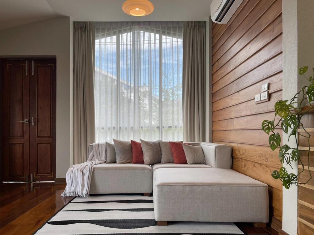 Baan Jai Klang (บ้านใจกลาง) photo 2