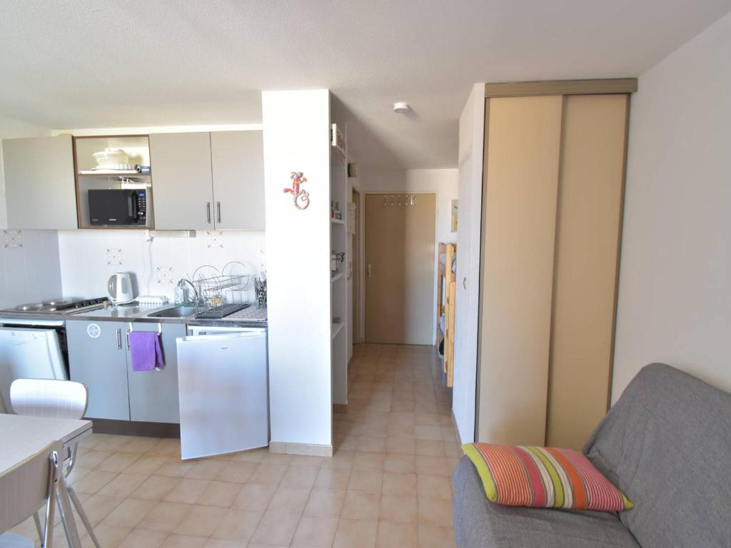 Appartement Le Grau-du-Roi, 2 pièces, 4 personnes - FR-1-717-22 photo 3