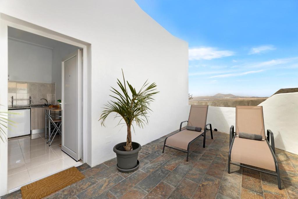 Home2Book Charming Apartment Teguise, Terrace photo 2