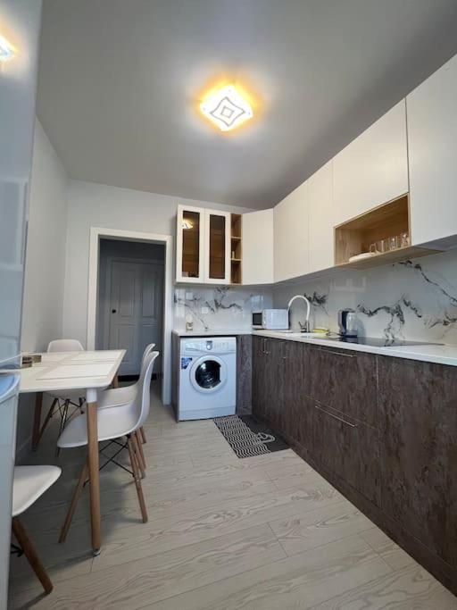 Newly renovated rental unit with free parking photo 4