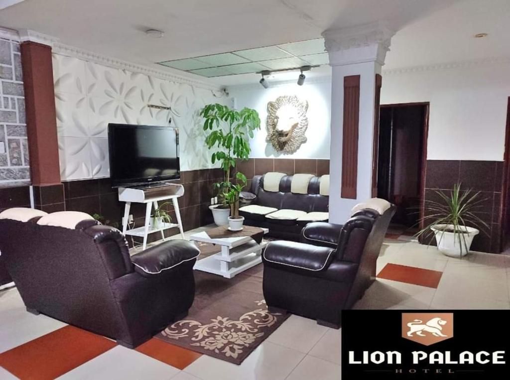 HOTEL LION PALACE photo 4