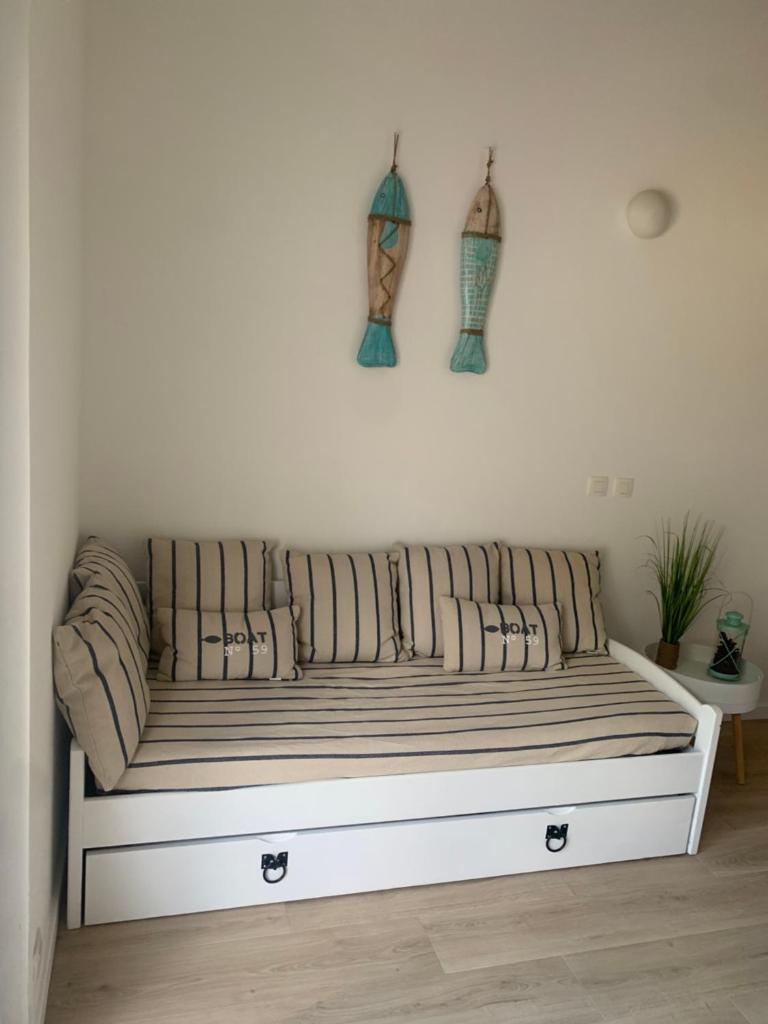 Maisonnette avec piscine intérieure chauffée, à 400 m de la plage et ménage de fin séjour compris H5 photo 2
