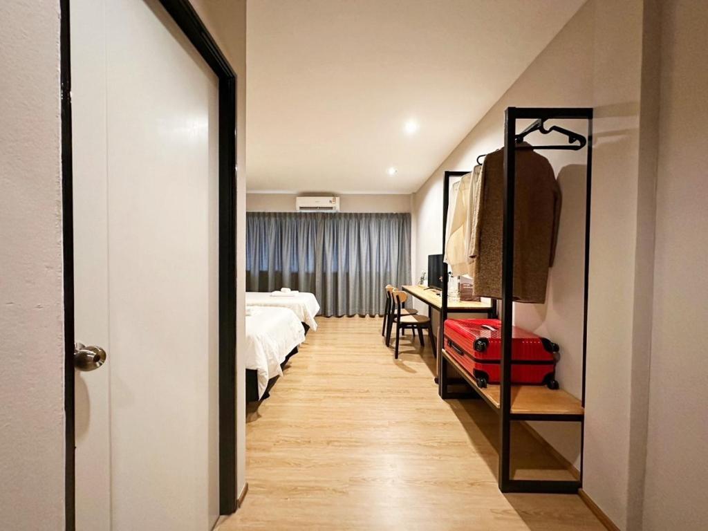 Kinnotel Room Type - Deluxe Twin Room