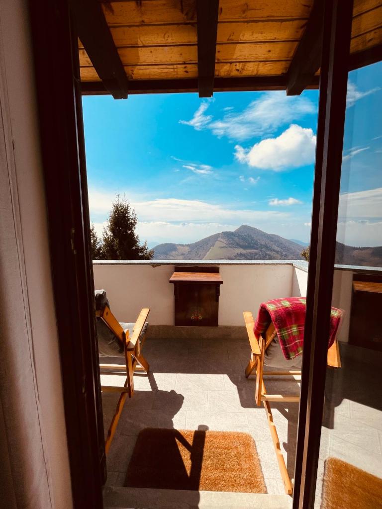 Panorama 1200, in the Heart of the San Fermo Hills photo 1