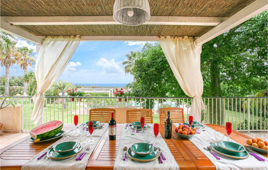 Amazing Home In Scicli With 5 Bedrooms, Wifi And Outdoor Swimming Pool photo 1
