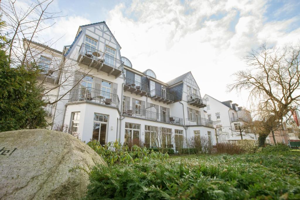 Aparthotel Kühlungsborn, Villa am Konzertgarten photo 2