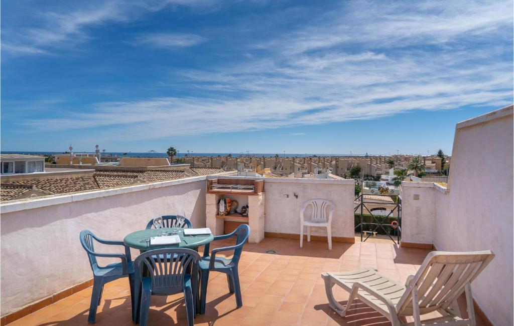 Stunning Apartment In Orihuela Costa With Outdoor Swimming Pool, Wifi And 2 Bedrooms photo 1