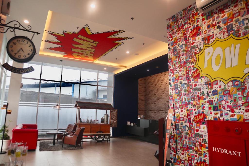 Hotel 88 Bekasi By WH photo 1