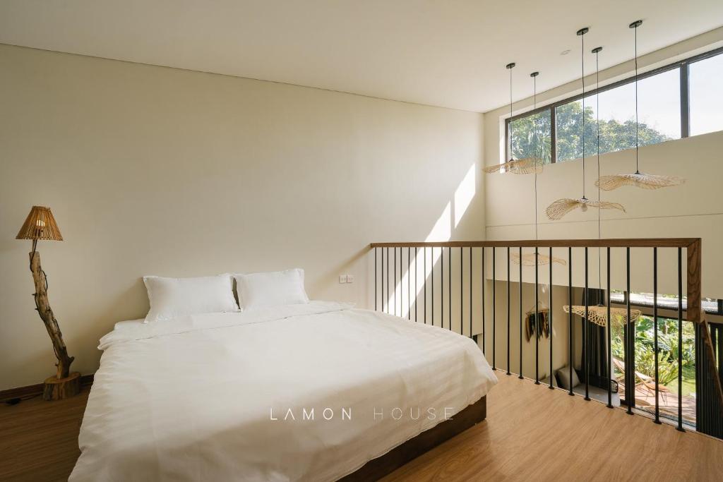 LaMon House - Venue Travel