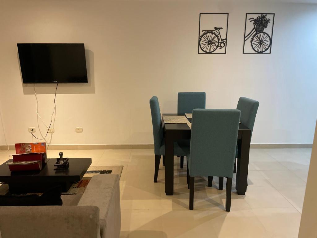 Apartamento Familiar - piscina photo 2