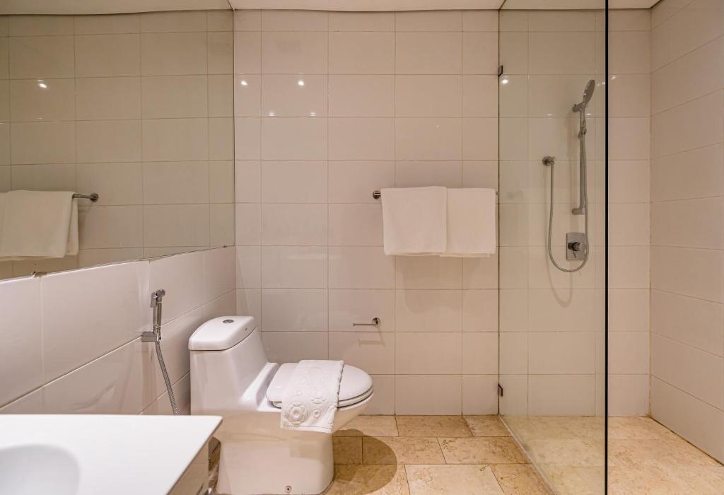 Saigon Luxury Corner Suite in District 1