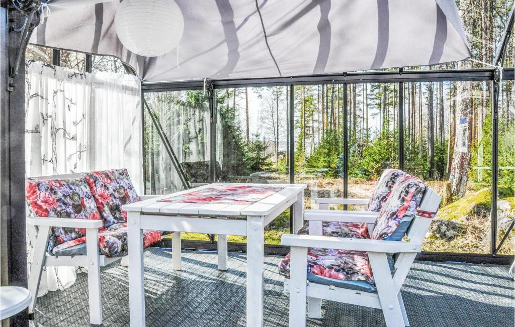 Nice Home In Kristinehamn With Wifi And 1 Bedrooms photo 1