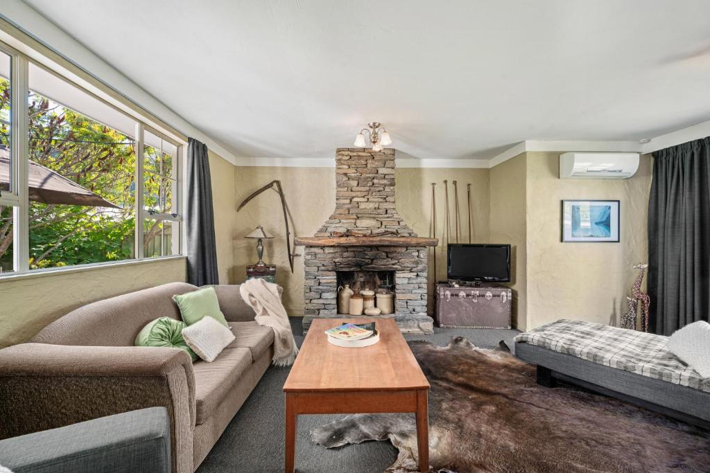 Kent Cottage - Arrowtown Holiday Home photo 2