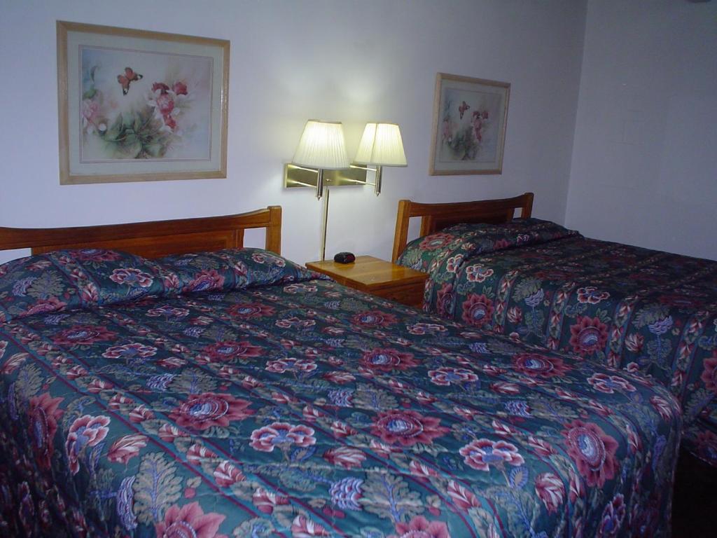 Avenue Motel Wenatchee photo 2