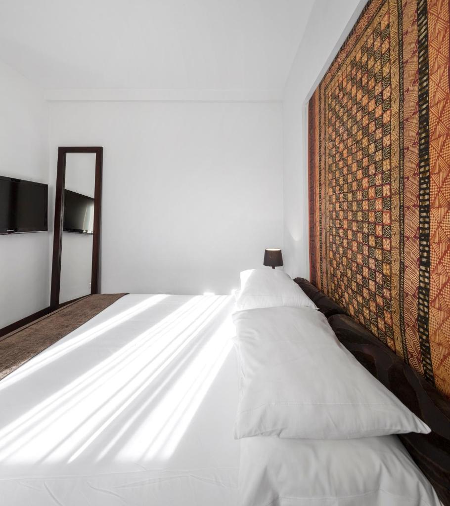 Hotel Tivoli Beira - Tap to explore photos