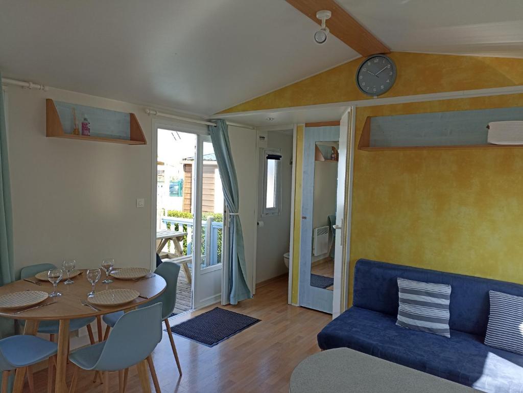 LA CASA photo 1