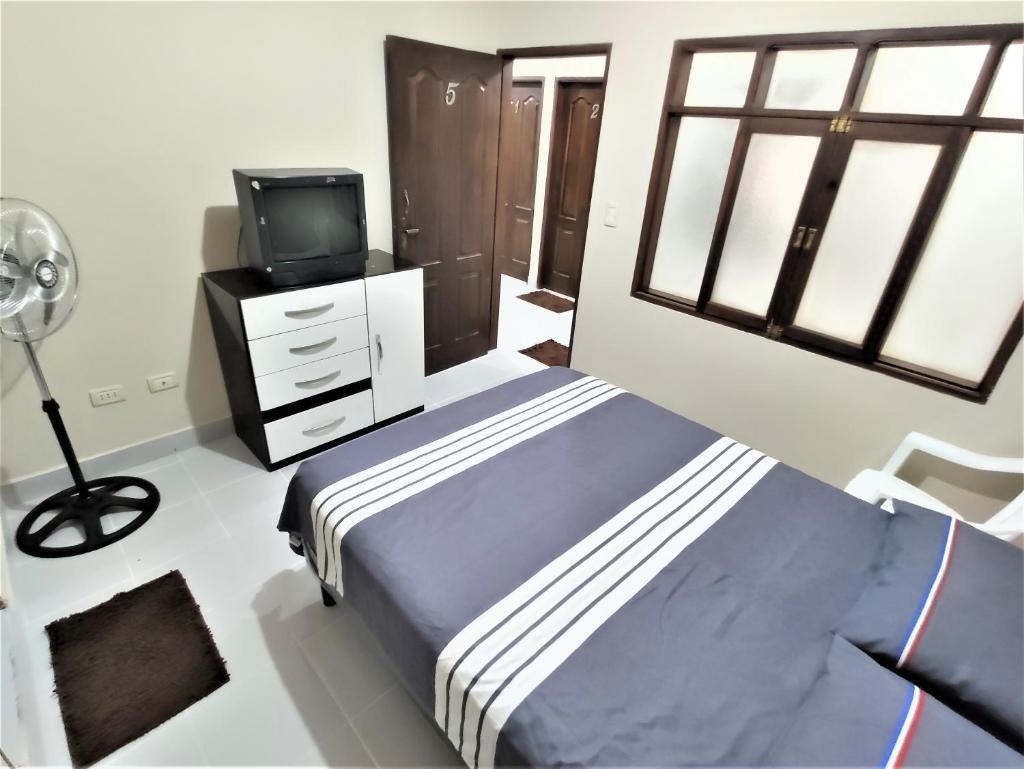 Hostal independencia photo 2