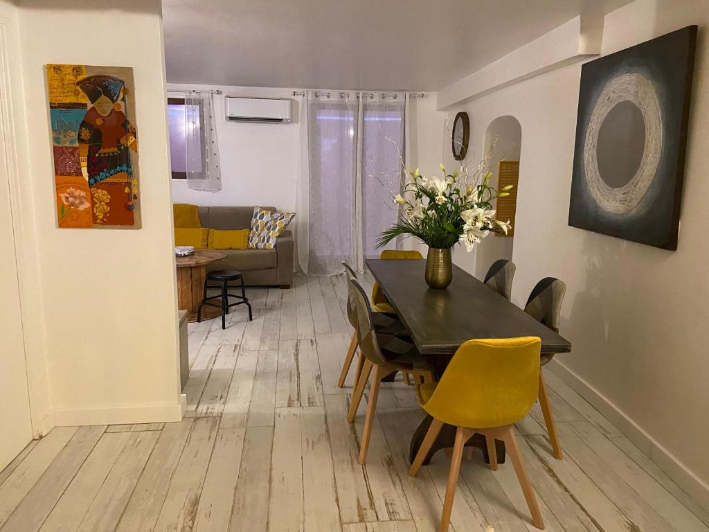 Appartement dans quartier historique de Mouans-Sartoux photo 1