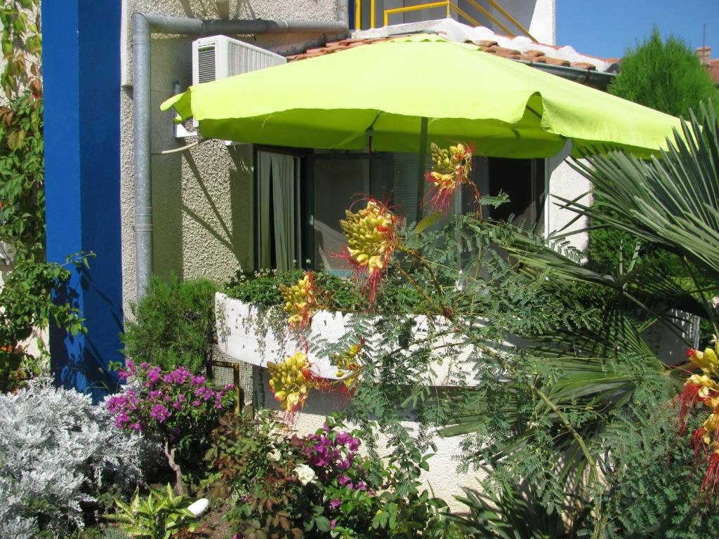 Villa Sens photo 3