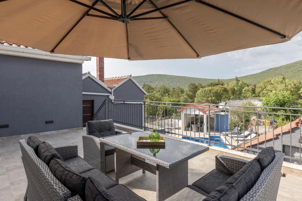 Holiday home Luka photo 1