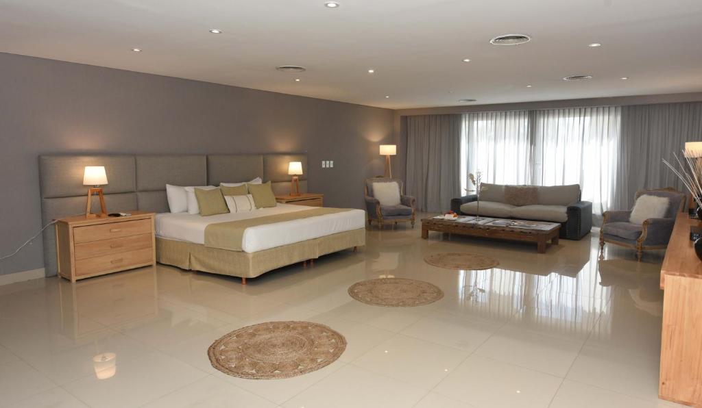 Howard Johnson Resort & Convention Center Ezeiza photo 3