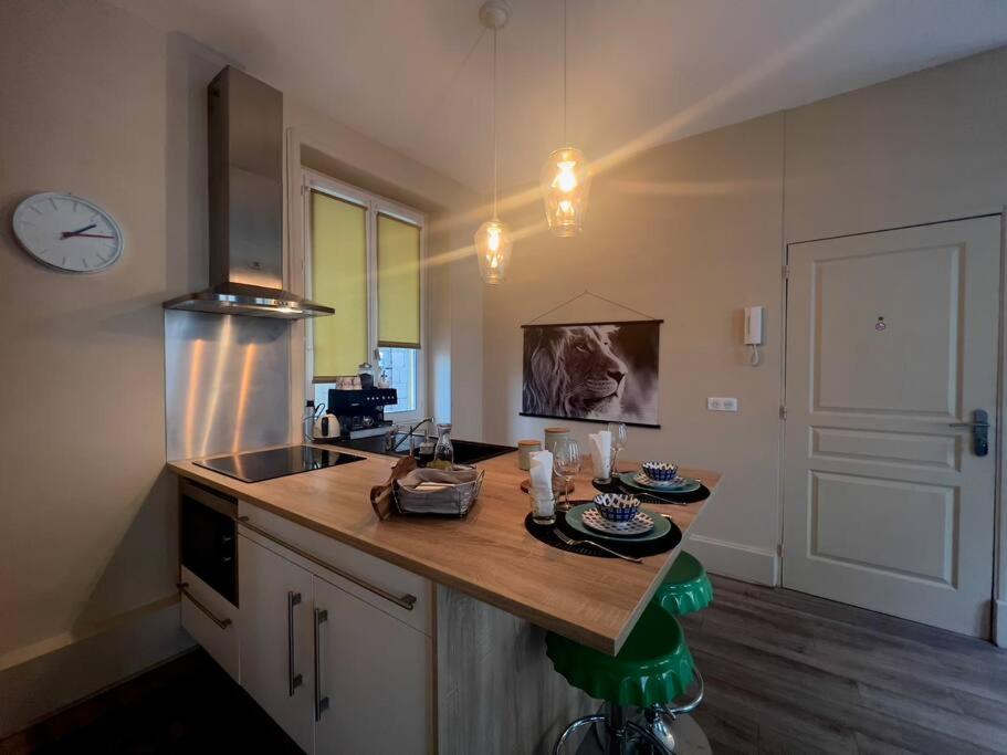 Casa Gambetta #4 - Cosy T2 avec Clim & Balcon - Hyper Centre Brive photo 2