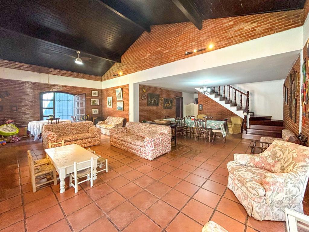 Casa com piscina e lazer proximo a Praia Guaruja photo 2