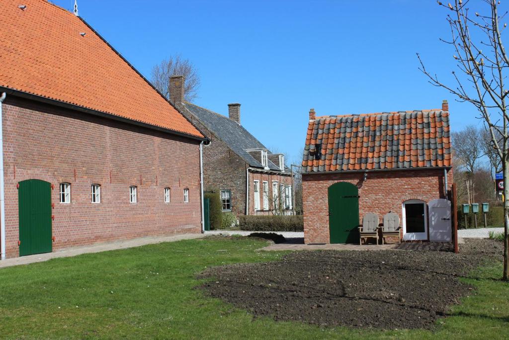Trekkershuisje 't Zeeuws Knoopje photo 1