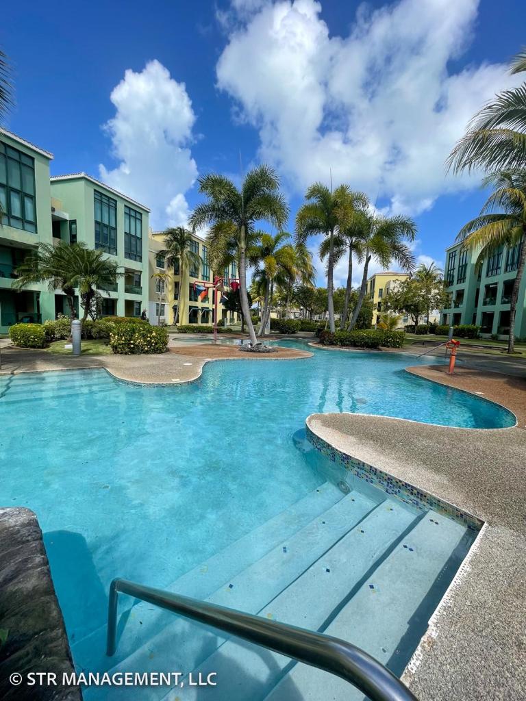 Upscale Condo at Aquatika Beach & Vacation Villas photo 4