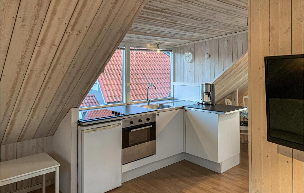 Nice Apartment In Oskarshamn With Wifi photo 3