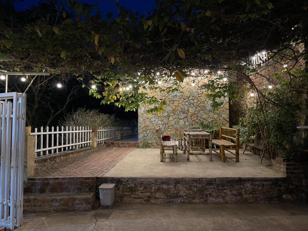 A Khoan Homestay - Venue Travel