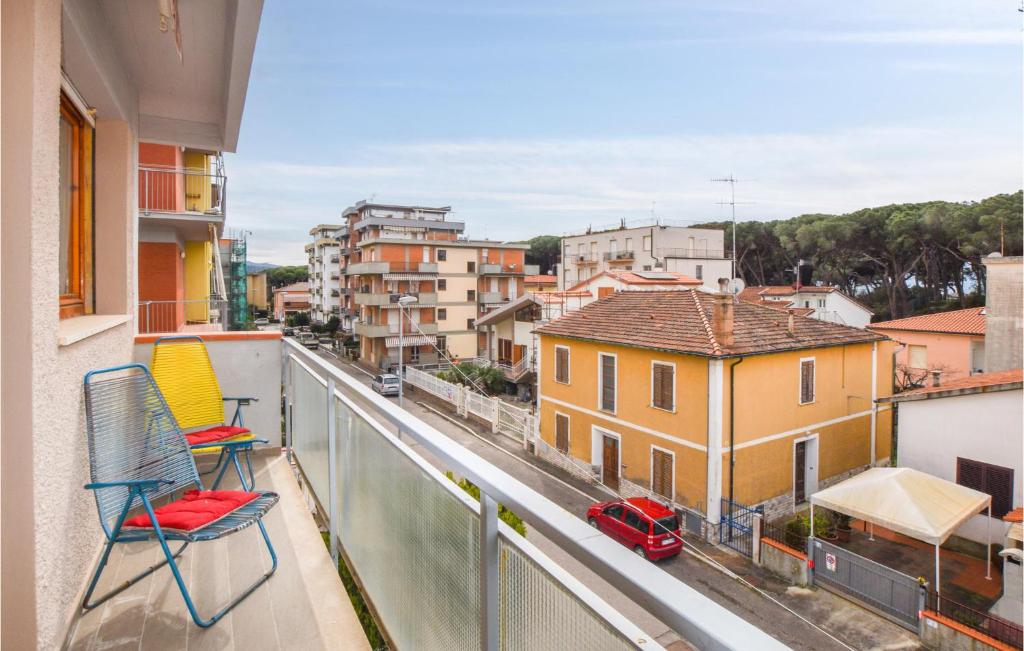Nice Apartment In Follonica With Wifi And 1 Bedrooms photo 2