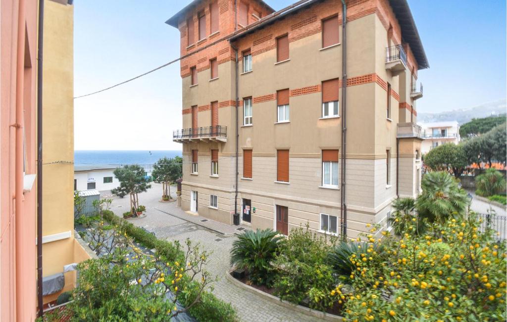 Beautiful Apartment In Spotorno With 3 Bedrooms