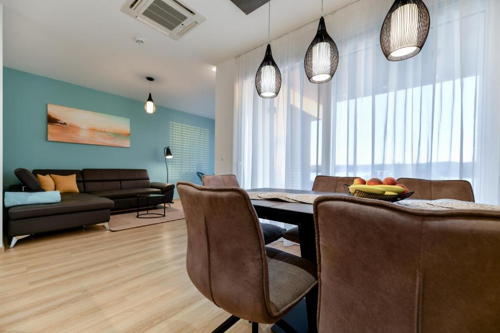 CROWONDER Apartments & Rooms OAZA with heated Swimming Pool and Sauna photo 4