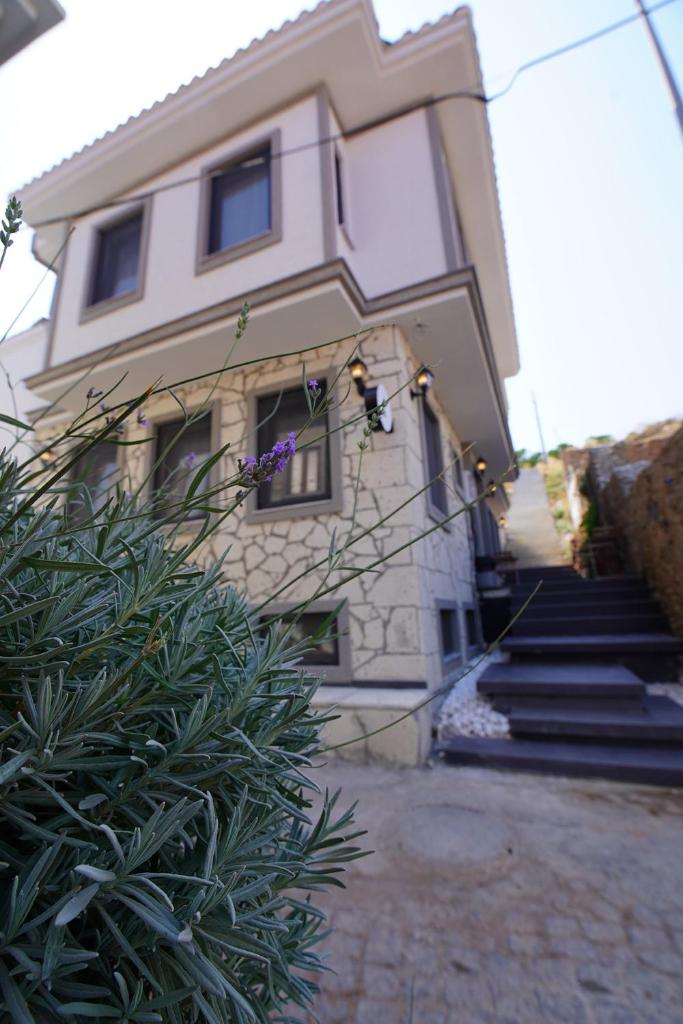 ACHİLLES BOZCAADA