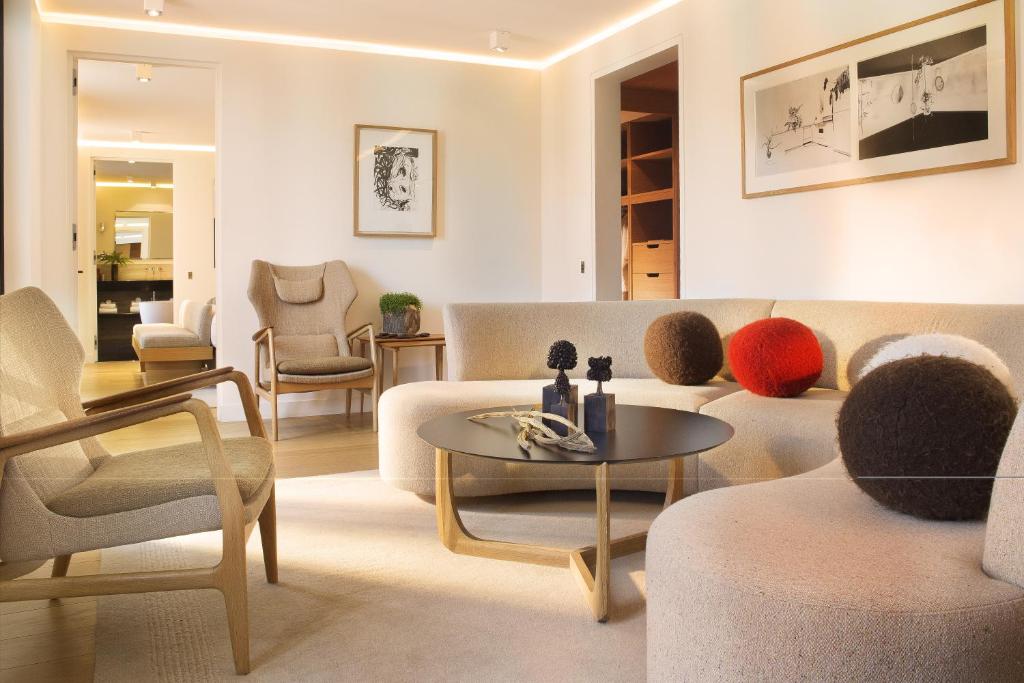 Сьюит (Люкс Marignan Eiffel), Hotel Marignan Champs-Elysées