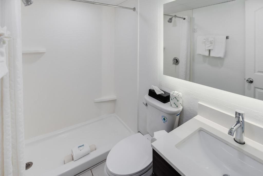 Tropical Seas Hotel photo 4