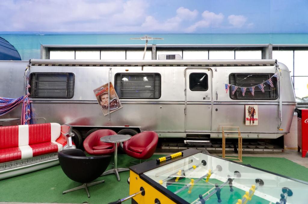 Номер (Передвижной дом Airstream), BaseCamp Bonn