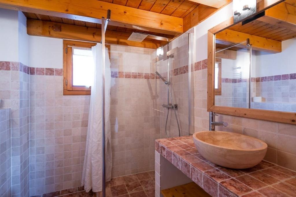Le Dahu - 8-kamer chalet + sauna & bar 14 personen photo 2