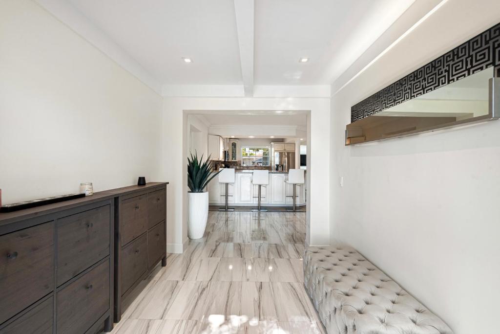 Hollywood Beach Private 4-bed 4-bath Villa photo 3